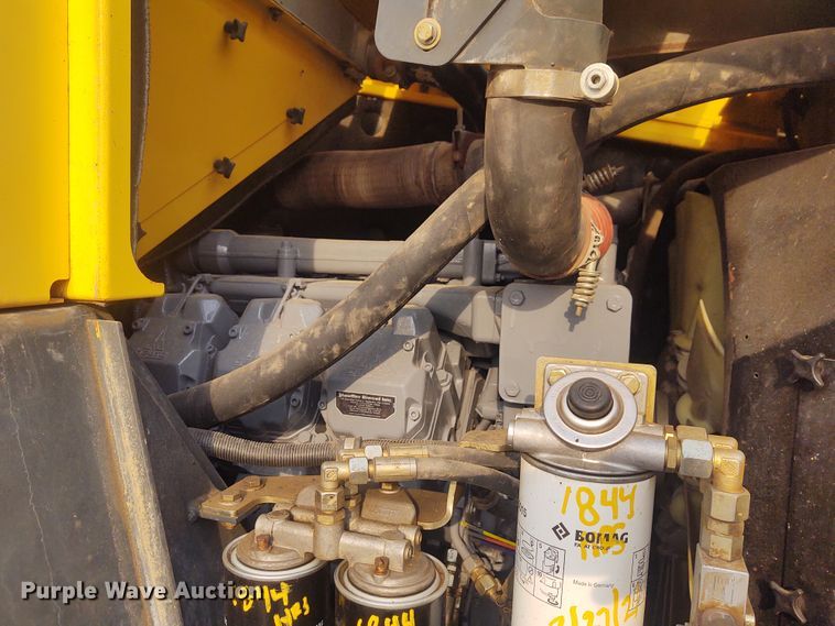 image for item IK9297 2007 Bomag MPH122  reclaimer