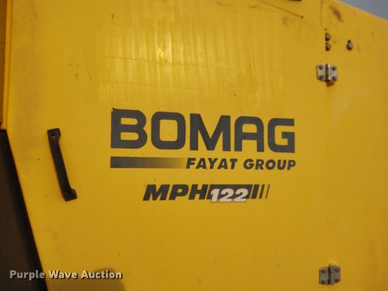 image for item IK9297 2007 Bomag MPH122  reclaimer