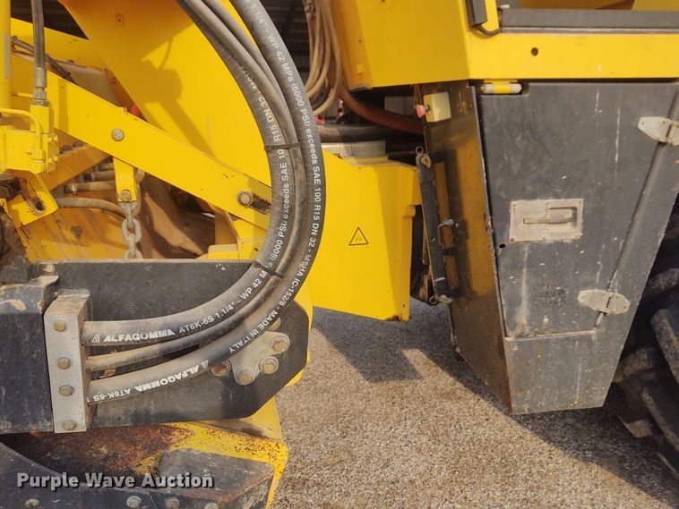 image for item IK9297 2007 Bomag MPH122  reclaimer