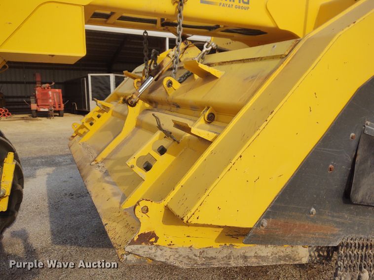 image for item IK9297 2007 Bomag MPH122  reclaimer