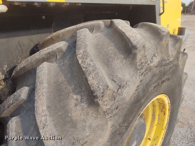 image for item IK9297 2007 Bomag MPH122  reclaimer