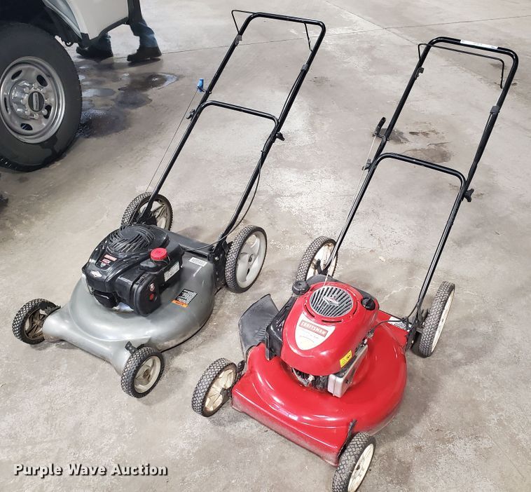 image for item IL9010 (2) push mowers