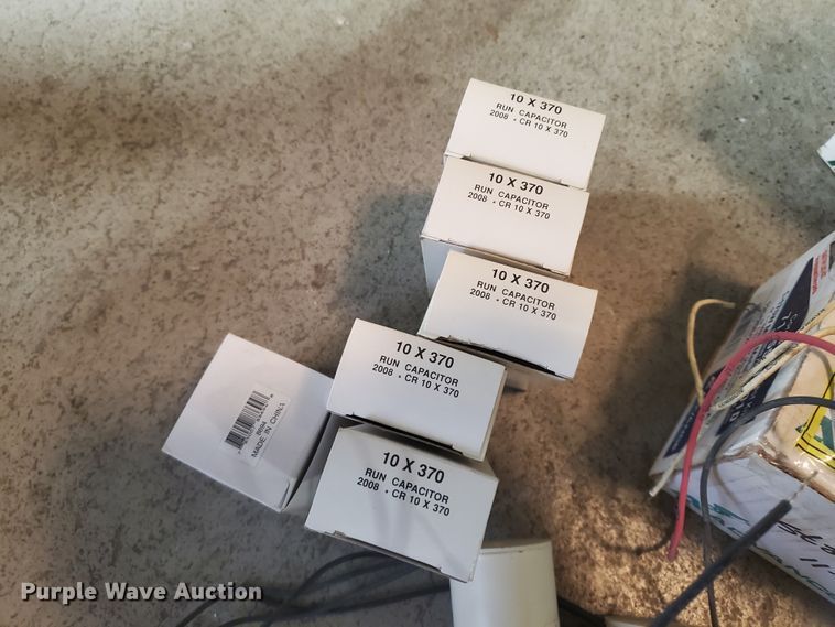 image for item IL9012 (8) Hi-Tek light fixtures