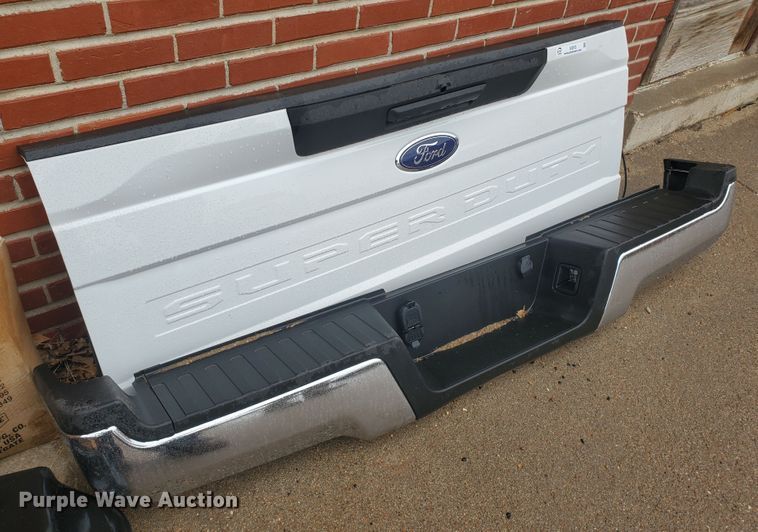 image for item IL9013 2020 Ford F350 parts