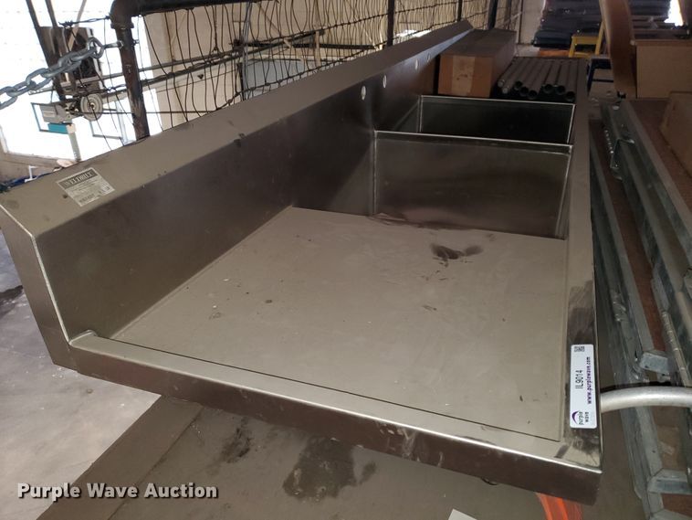 image for item IL9014 Weldbilt stainless steel three bay sink