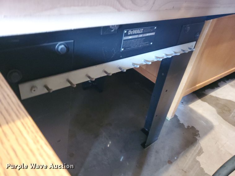 image for item IL9017 DeWalt 7790 radial arm saw