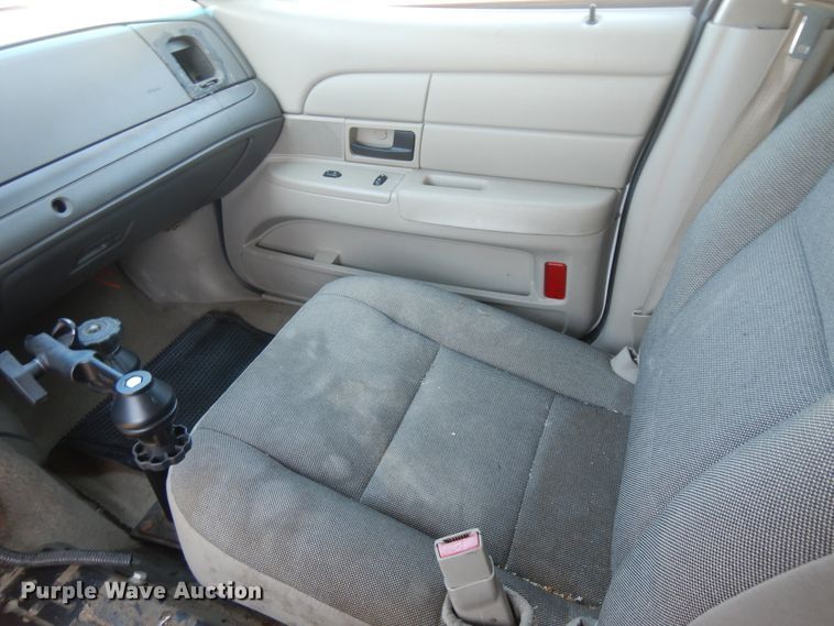 image for item IP9107 2008 Ford Crown Victoria Police Interceptor