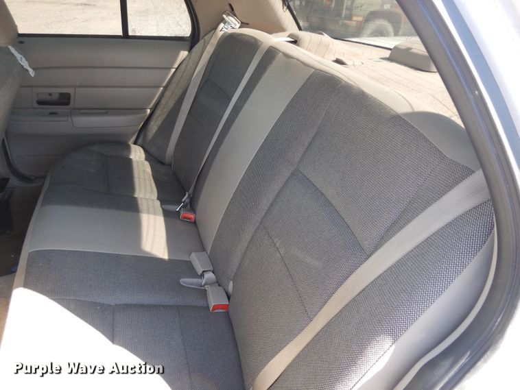 image for item IP9107 2008 Ford Crown Victoria Police Interceptor