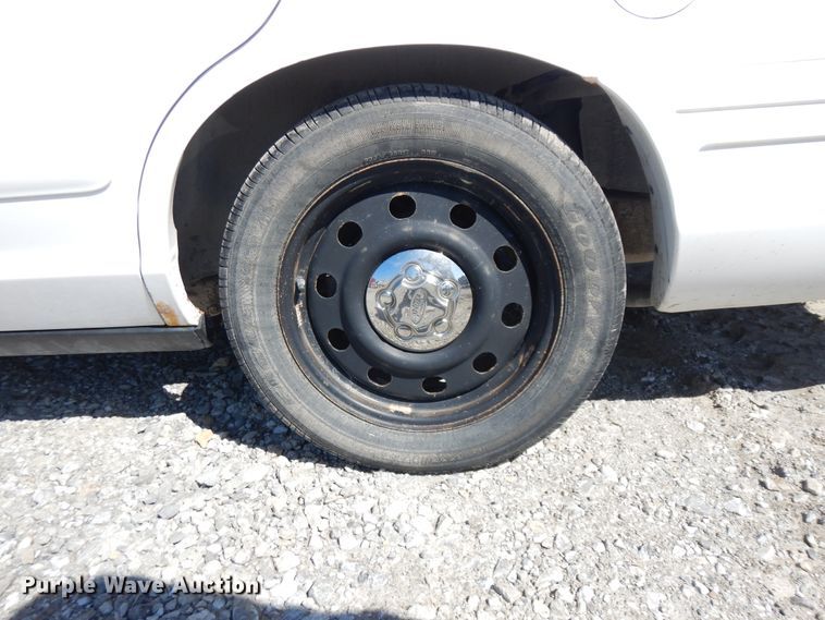 image for item IP9107 2008 Ford Crown Victoria Police Interceptor