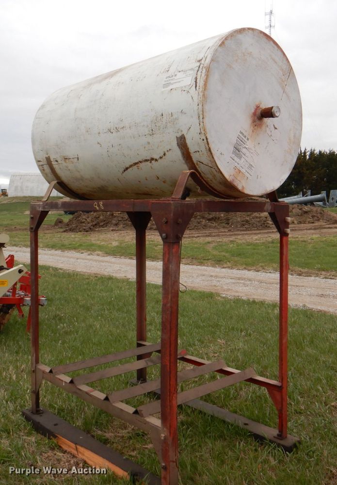 image for item IQ9253 Fuel tank