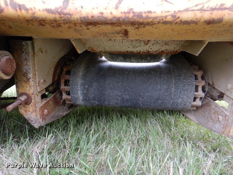 image for item IQ9256 Etnyre 450  chip spreader