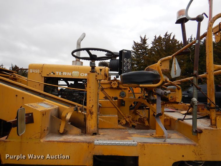 image for item IQ9256 Etnyre 450  chip spreader