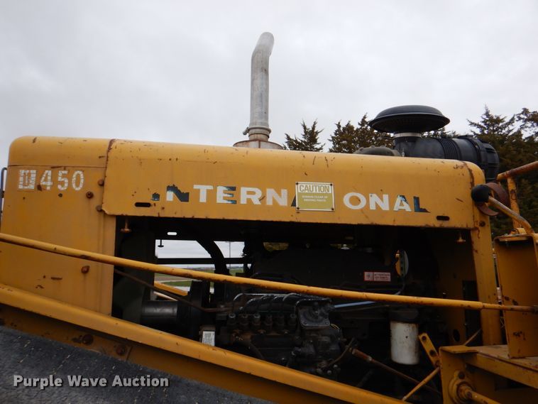 image for item IQ9256 Etnyre 450  chip spreader