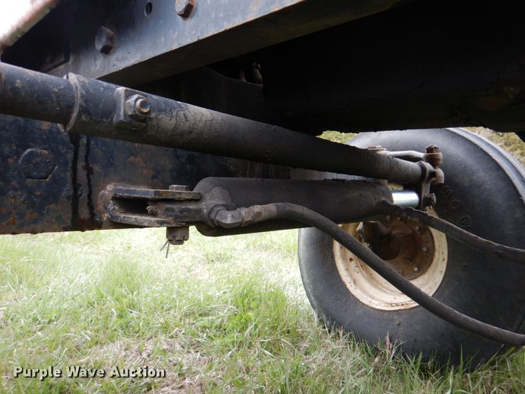 image for item IQ9257 Allis Chalmers 7045  tractor