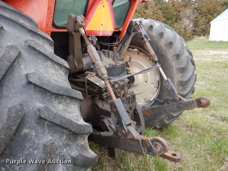 image for item IQ9257 Allis Chalmers 7045  tractor