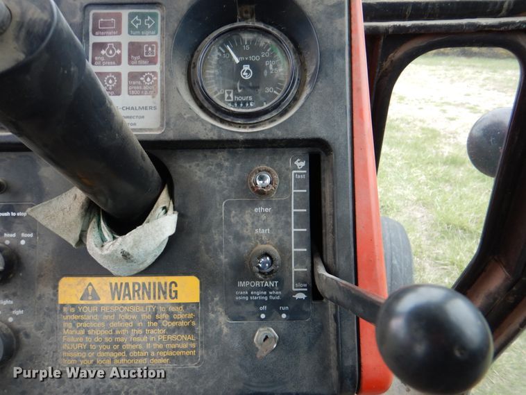 image for item IQ9257 Allis Chalmers 7045  tractor