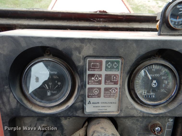 image for item IQ9257 Allis Chalmers 7045  tractor