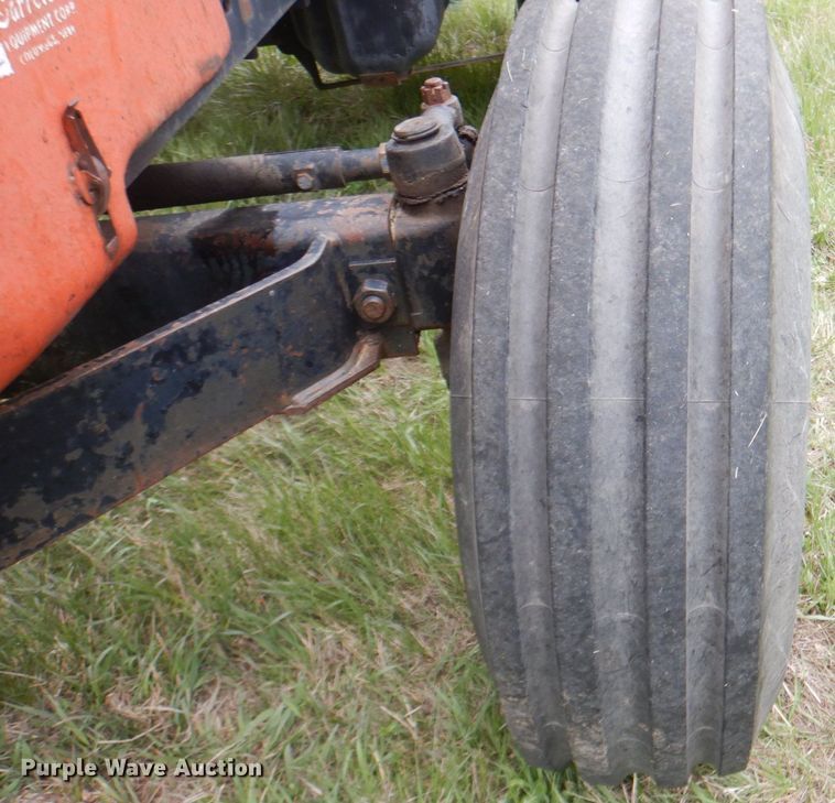 image for item IQ9257 Allis Chalmers 7045  tractor