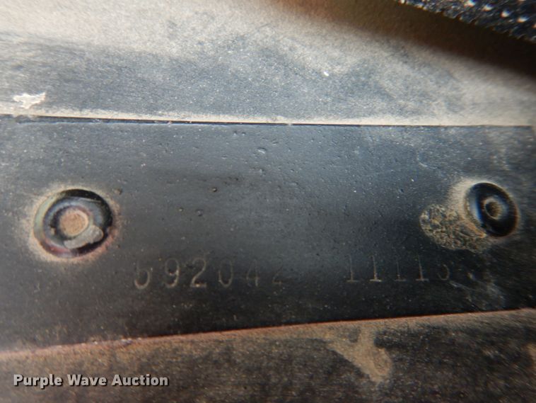 image for item IQ9257 Allis Chalmers 7045  tractor