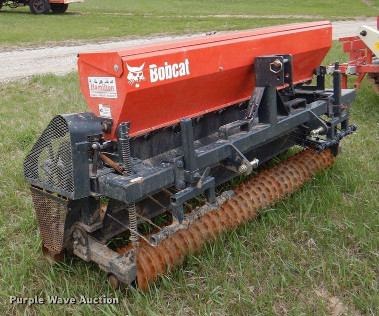 image for item IQ9258 Bobcat 72SDR  seeder