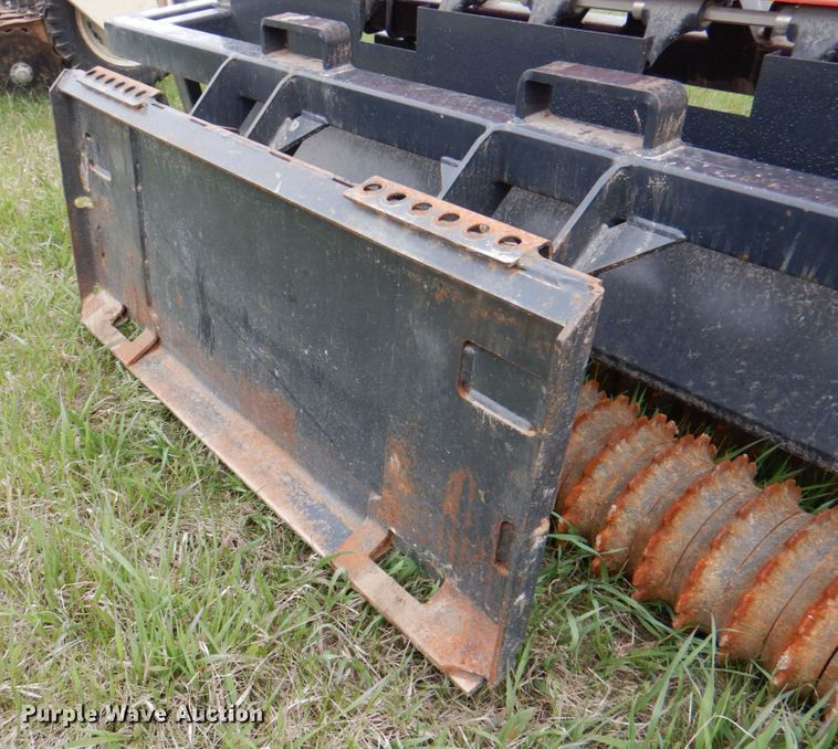 image for item IQ9258 Bobcat 72SDR  seeder
