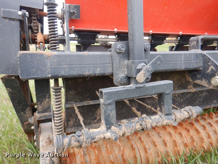 image for item IQ9258 Bobcat 72SDR  seeder