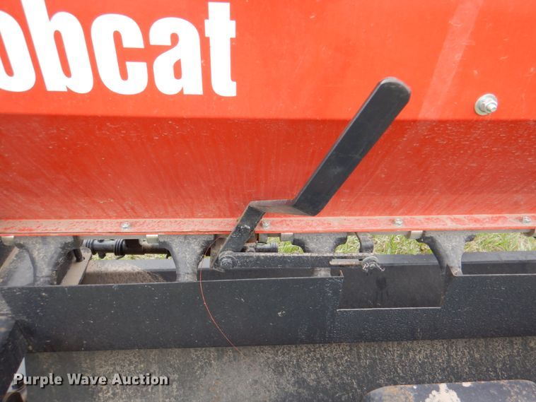 image for item IQ9258 Bobcat 72SDR  seeder