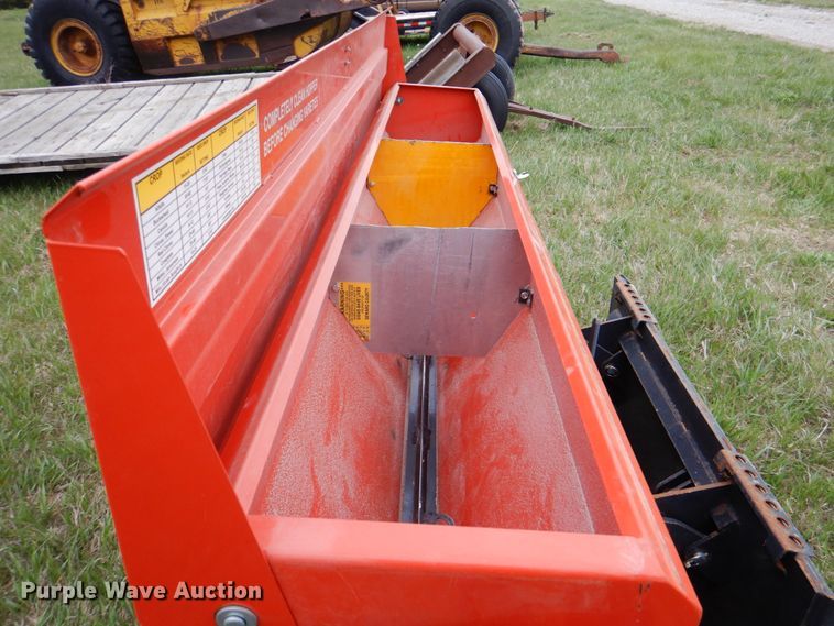 image for item IQ9258 Bobcat 72SDR  seeder