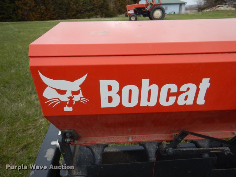 image for item IQ9258 Bobcat 72SDR  seeder