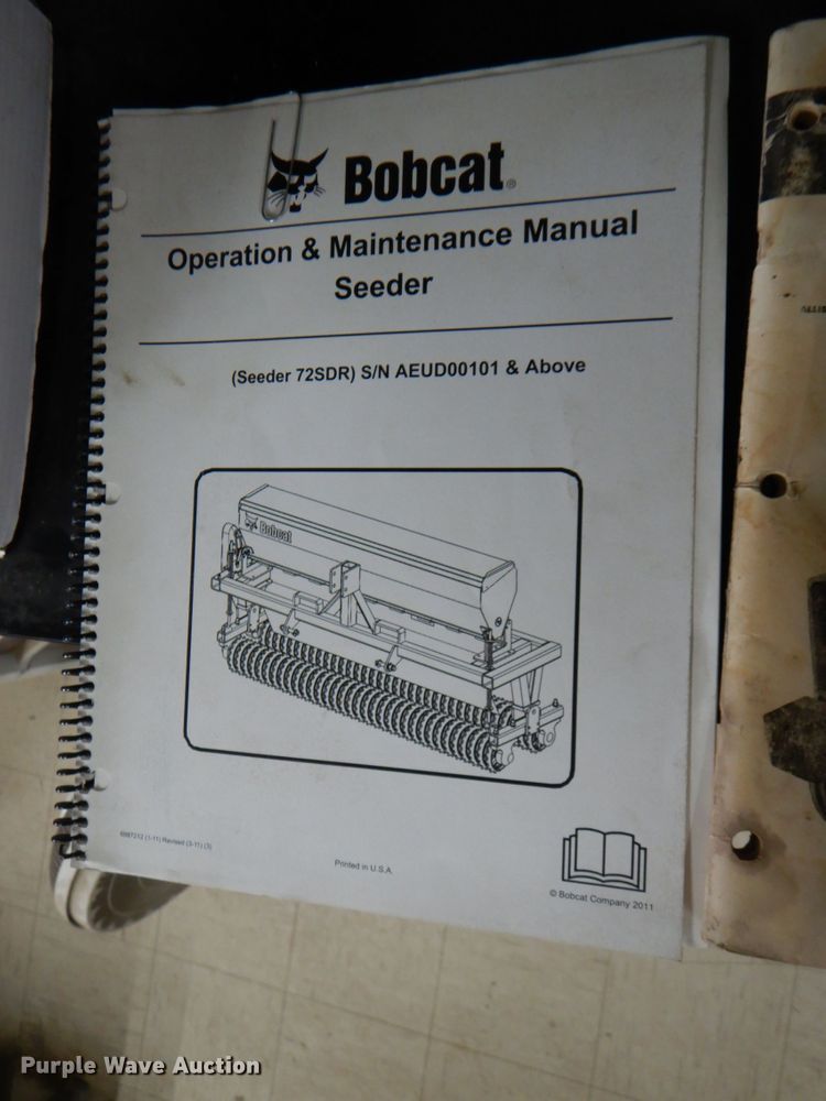 image for item IQ9258 Bobcat 72SDR  seeder