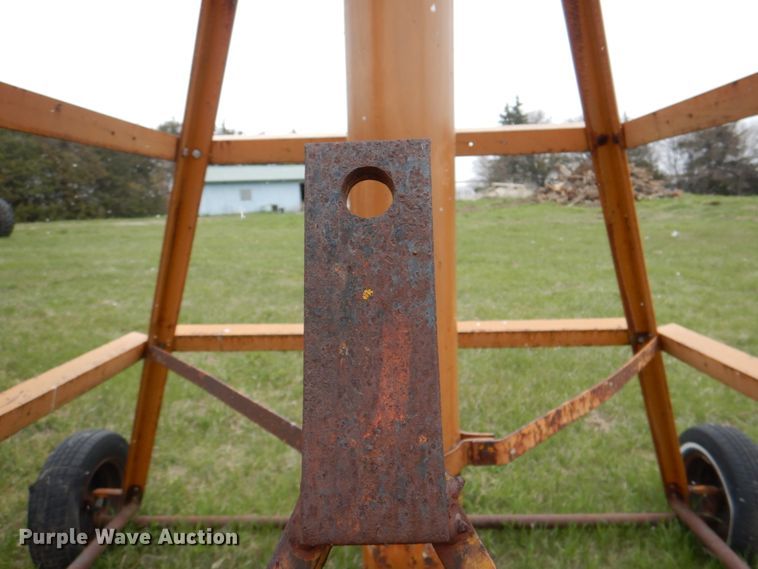 image for item IQ9262 Center pivot