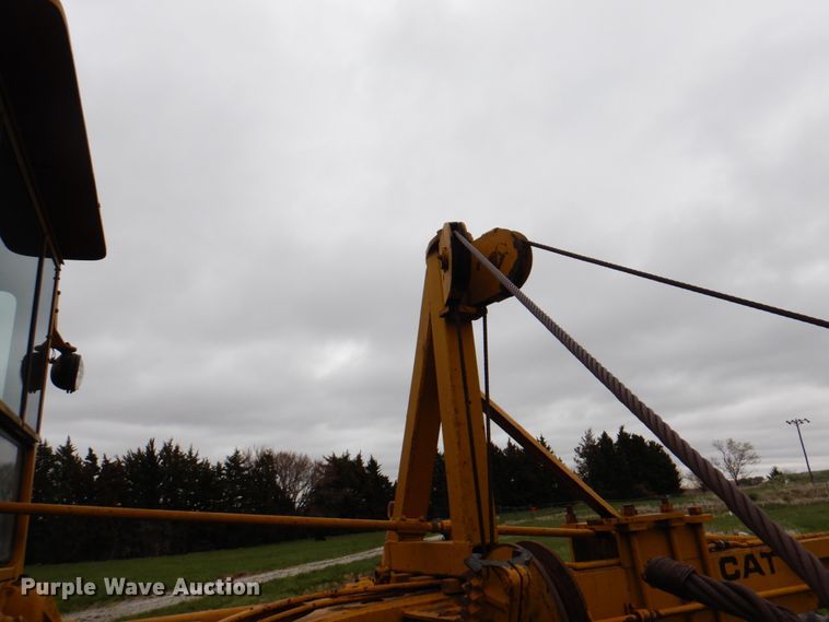 image for item IQ9263 1960 Caterpillar 12 Series E  rigid frame motor grader