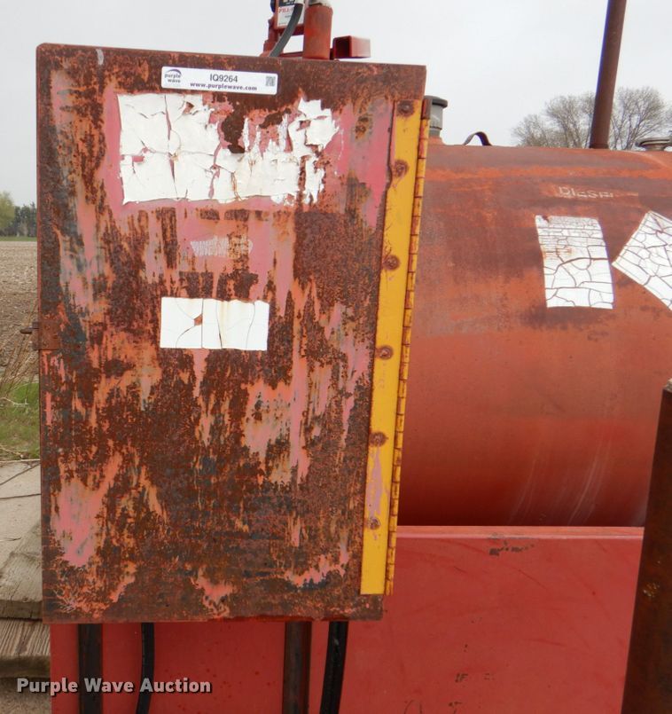 image for item IQ9264 Fuel tank