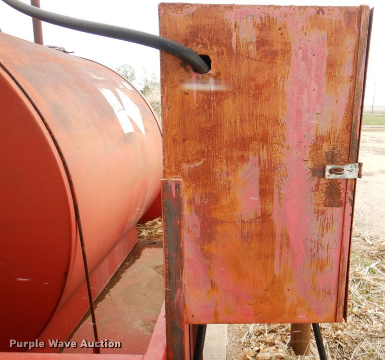 image for item IQ9264 Fuel tank