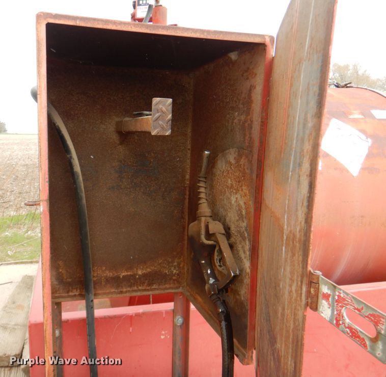 image for item IQ9264 Fuel tank