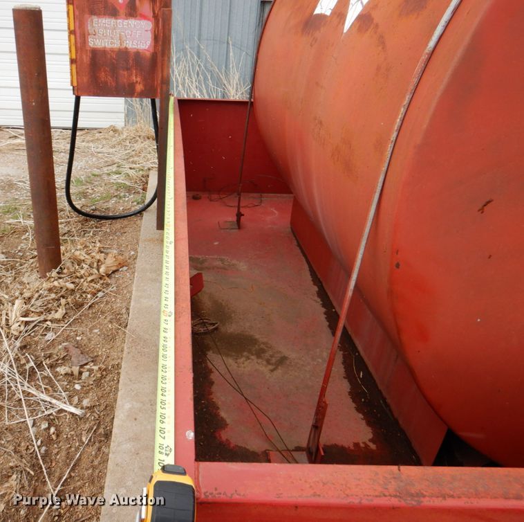 image for item IQ9264 Fuel tank