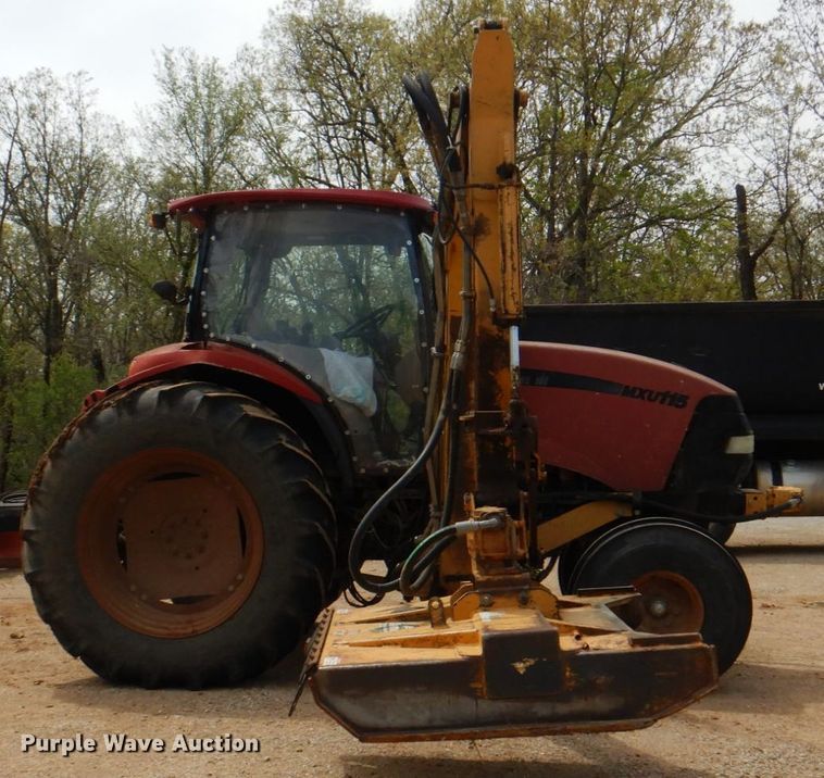 image for item IQ9285 2006 Case IH MXU115  tractor
