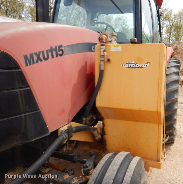 image for item IQ9285 2006 Case IH MXU115  tractor