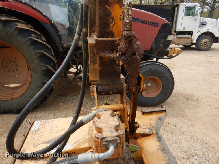 image for item IQ9285 2006 Case IH MXU115  tractor