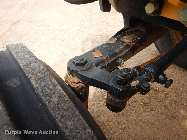 image for item IQ9285 2006 Case IH MXU115  tractor