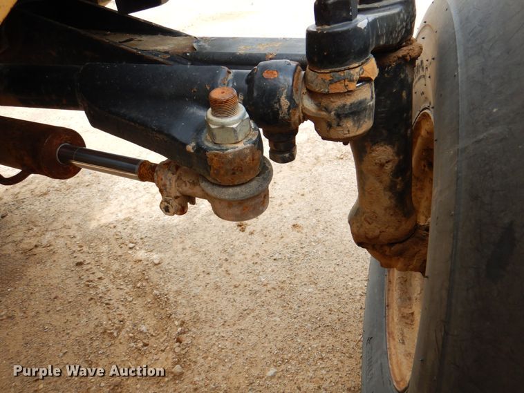 image for item IQ9285 2006 Case IH MXU115  tractor