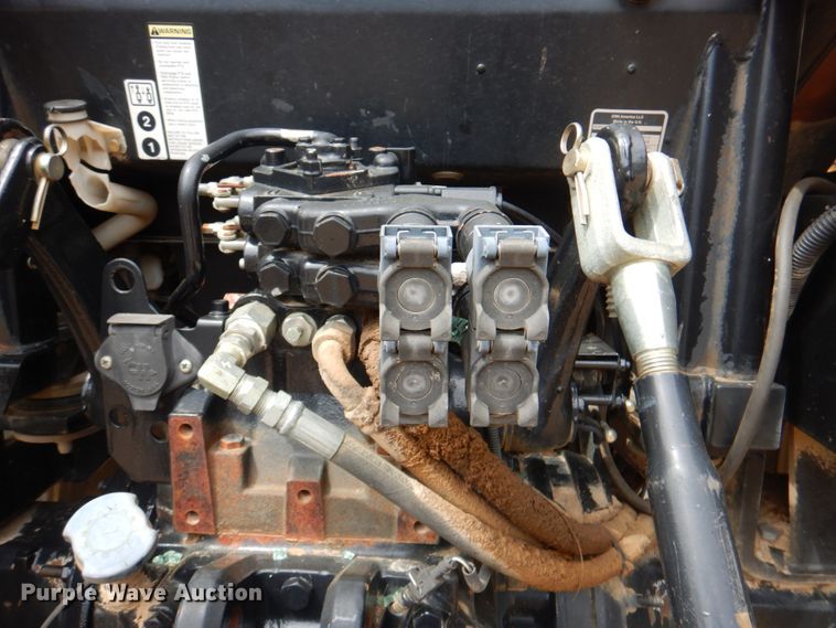 image for item IQ9285 2006 Case IH MXU115  tractor