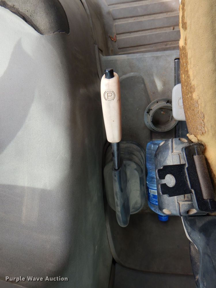 image for item IQ9285 2006 Case IH MXU115  tractor