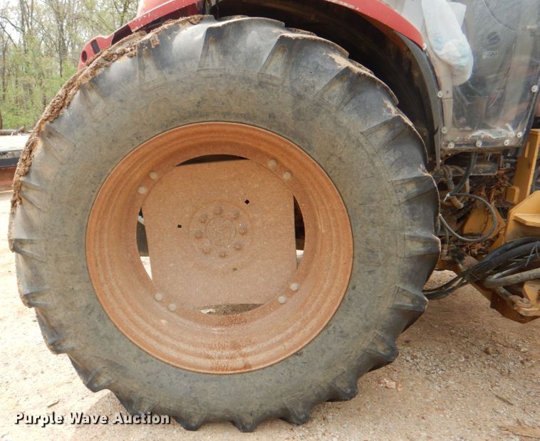 image for item IQ9285 2006 Case IH MXU115  tractor