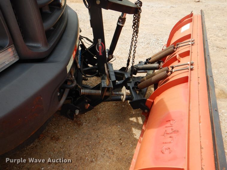 image for item IQ9286 2004 Ford F550  dump flatbed truck