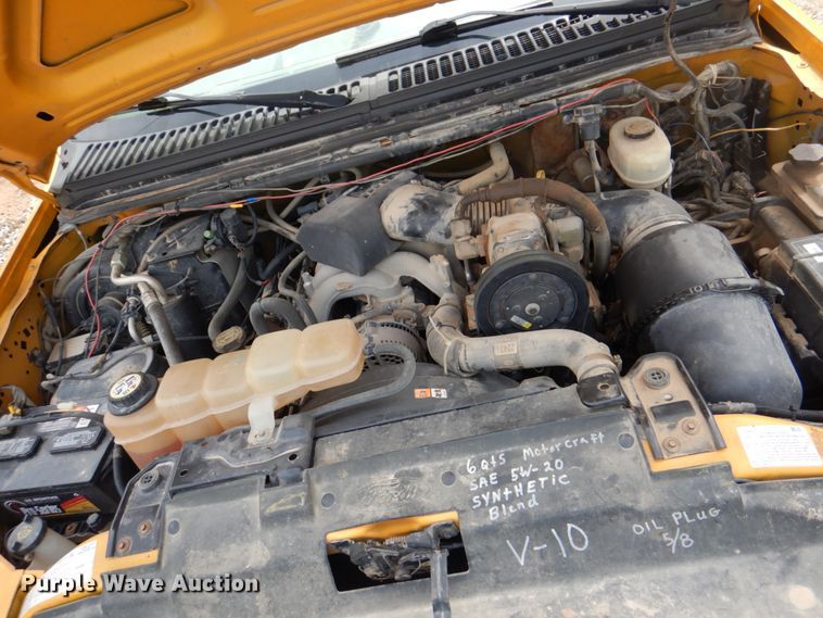 image for item IQ9286 2004 Ford F550  dump flatbed truck