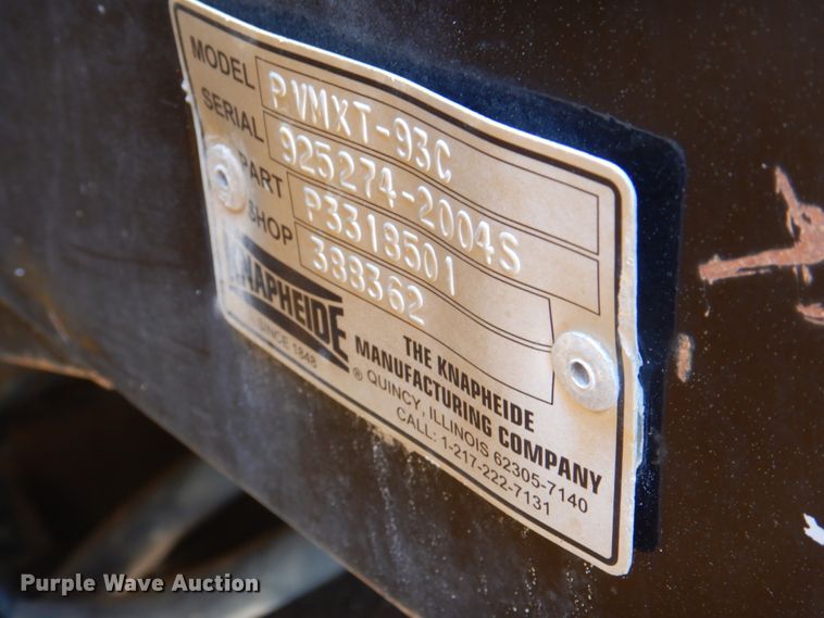 image for item IQ9286 2004 Ford F550  dump flatbed truck