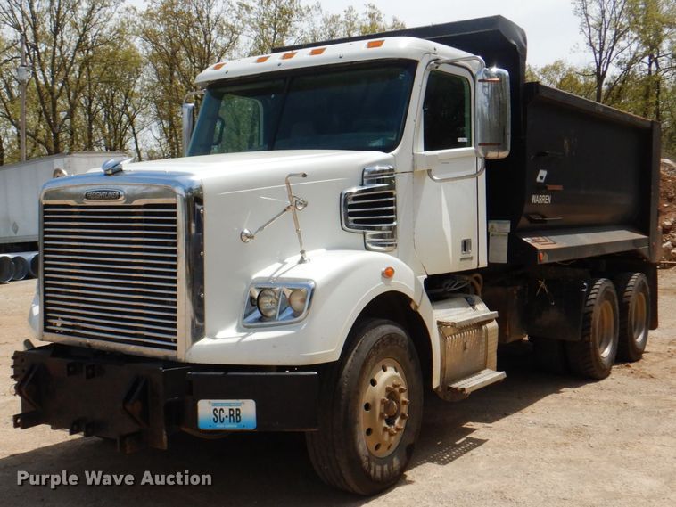 image for item IQ9287 2012 Freightliner Coronado SD  dump truck