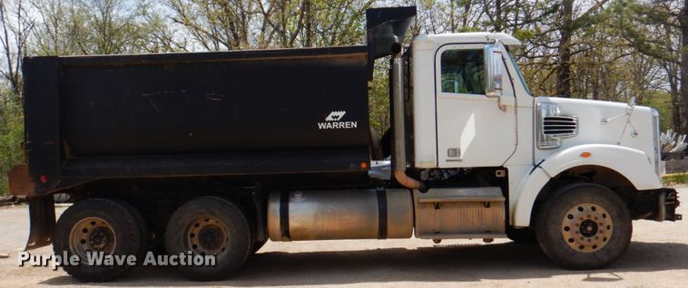 image for item IQ9287 2012 Freightliner Coronado SD  dump truck