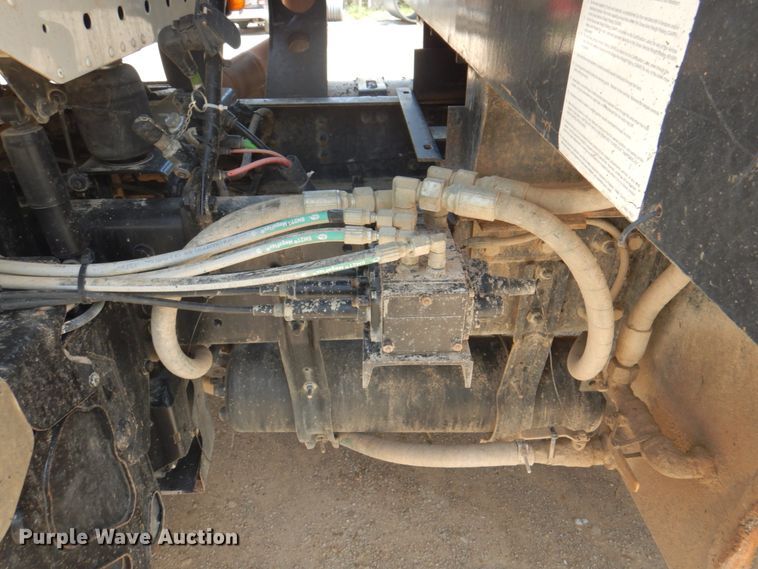 image for item IQ9287 2012 Freightliner Coronado SD  dump truck